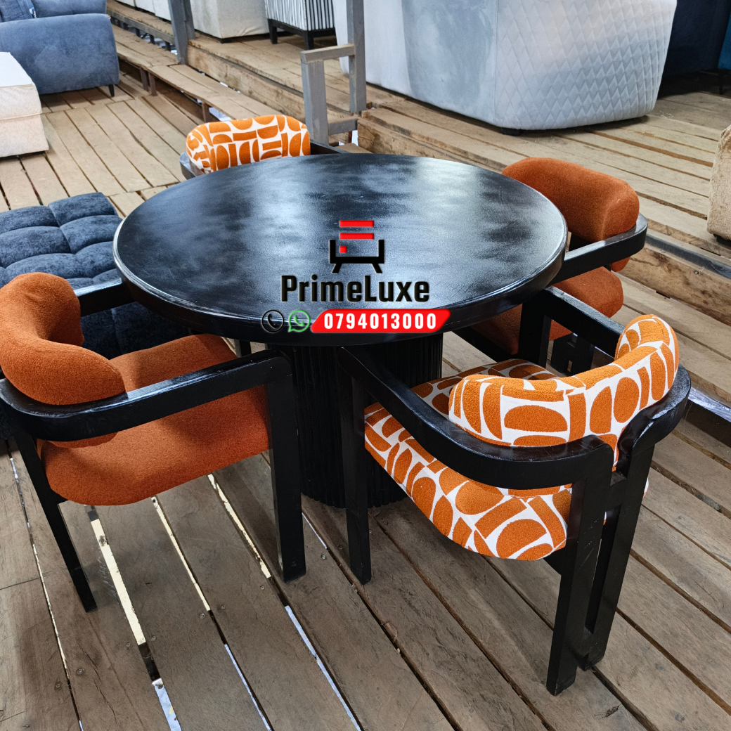 The Terra Abstract 4-Seater Circular Dining